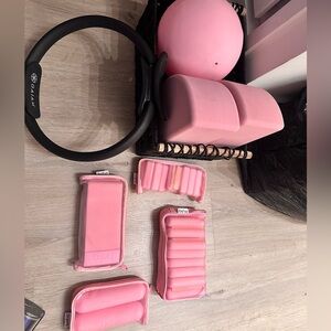 Bala Pink and Black Fitness Set